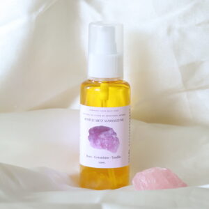 Rozenkwarts Massage Olie 100 ml met echte rozenkwarts steentjes.