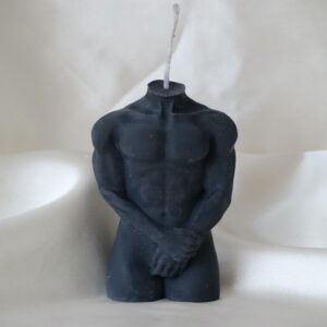 Zwarte Divine Masculine Kaars van soja- en lijnzaadwas, torso-sculptuur met matte afwerking.