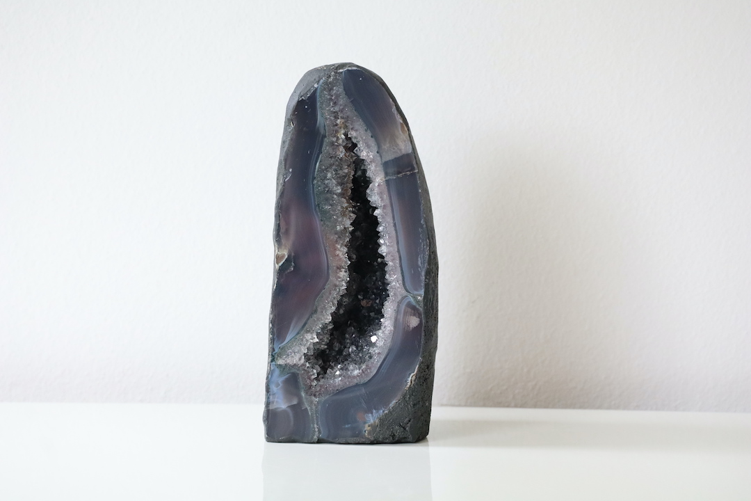 Agaat Kathedraal uit Brazilië met druzy kristalkern