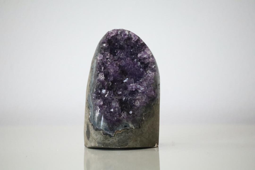 Uruguay Amethist Cluster donkerpaars 404 gram nr 680